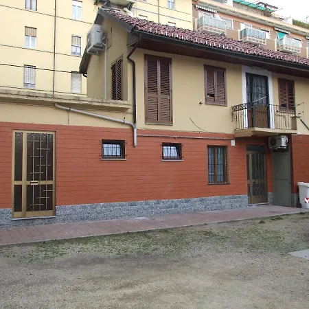 Lingotto House Apartment