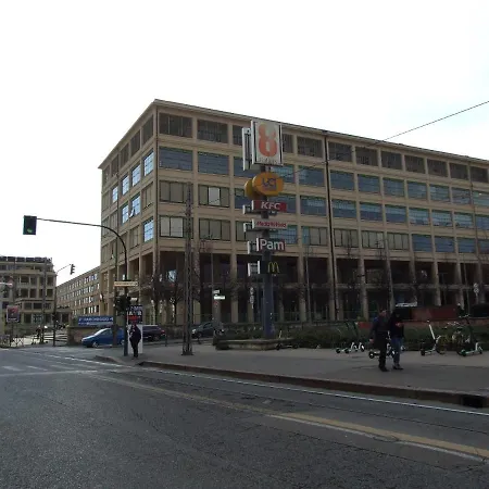 Lingotto House *